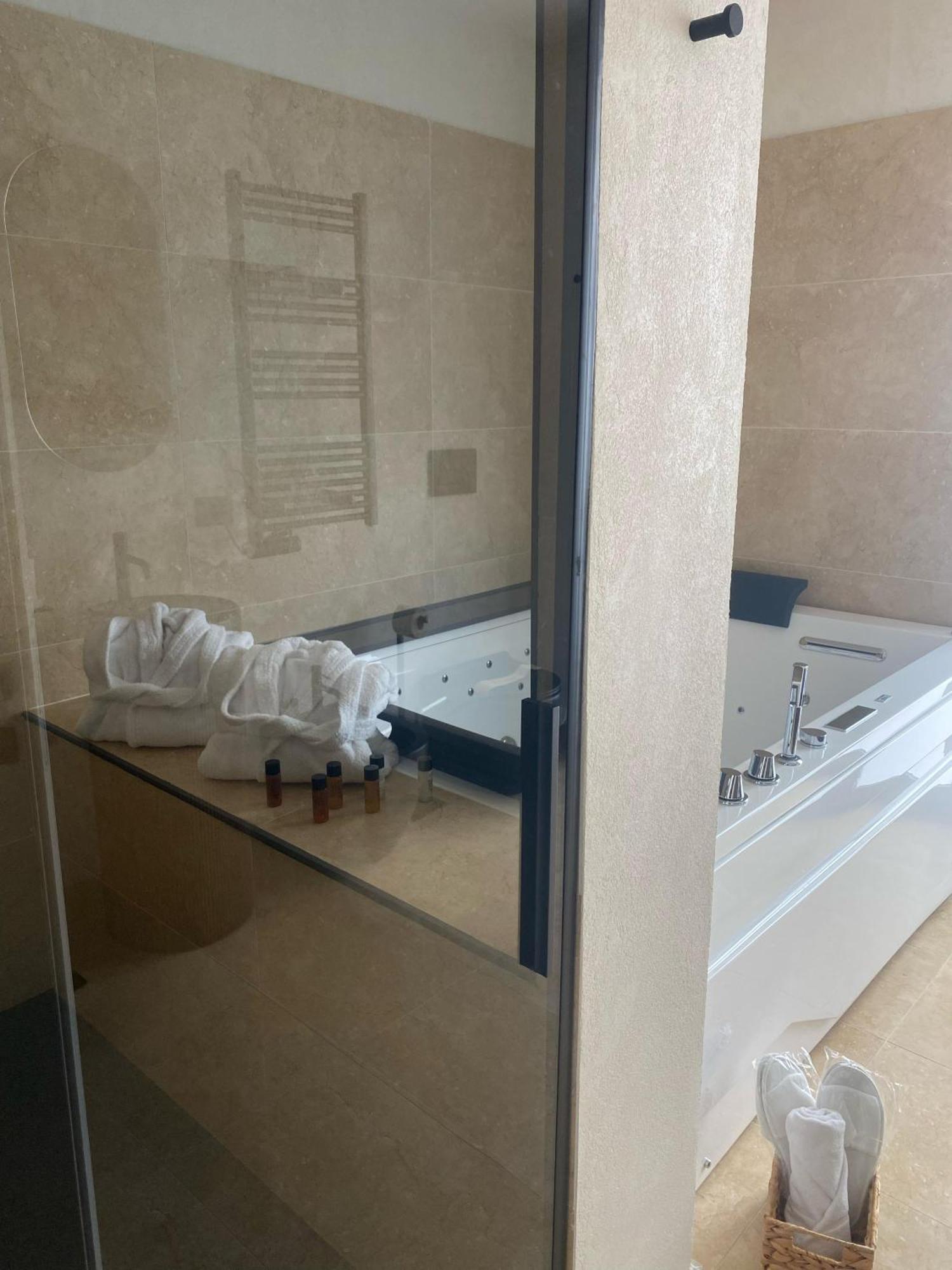 Taga Suites Catania Ngoại thất bức ảnh