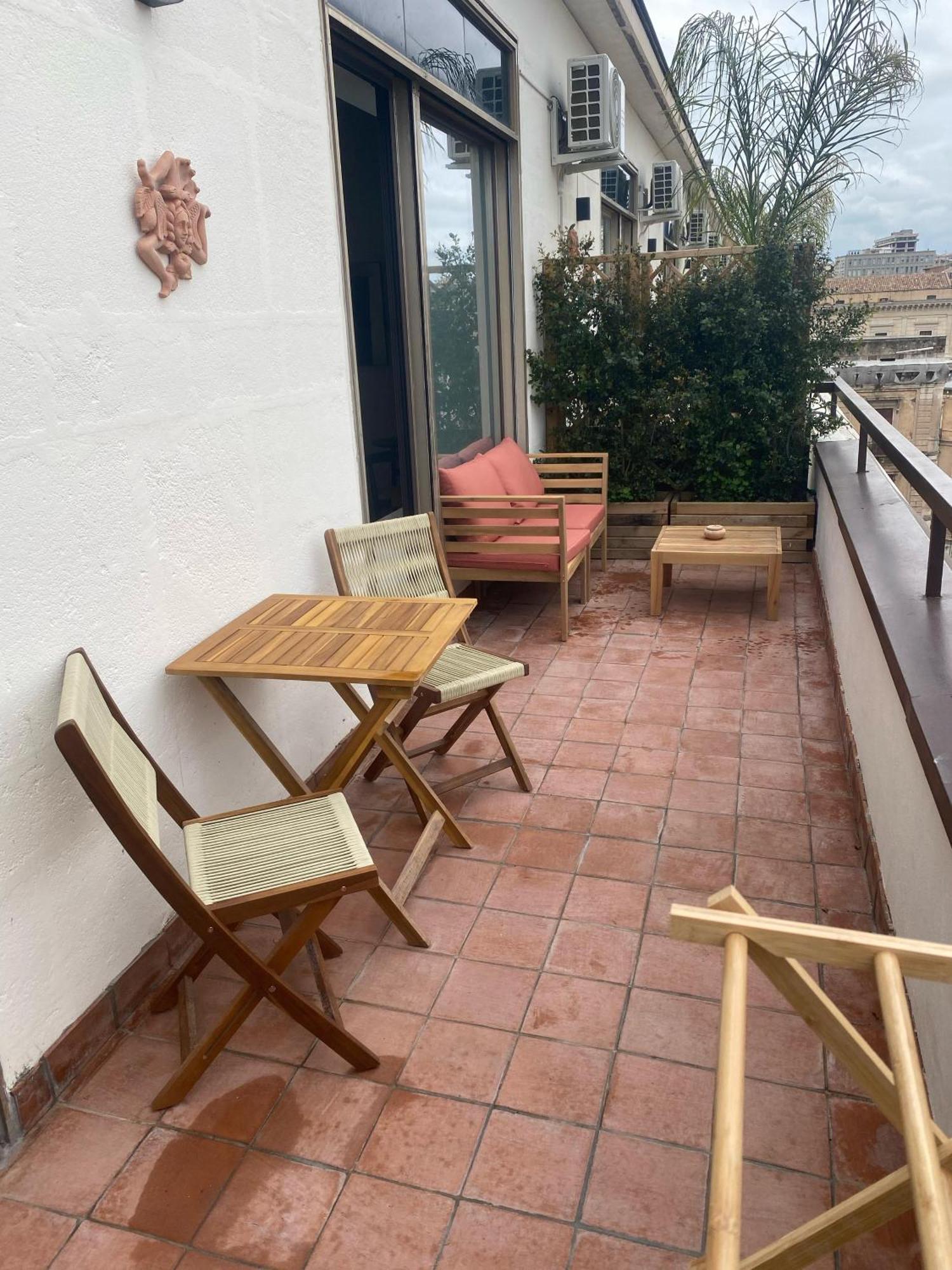 Taga Suites Catania Ngoại thất bức ảnh